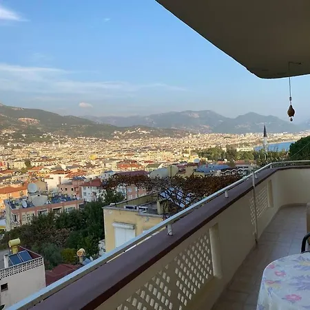 Apartment Holiday On The Castle Road With A View *
